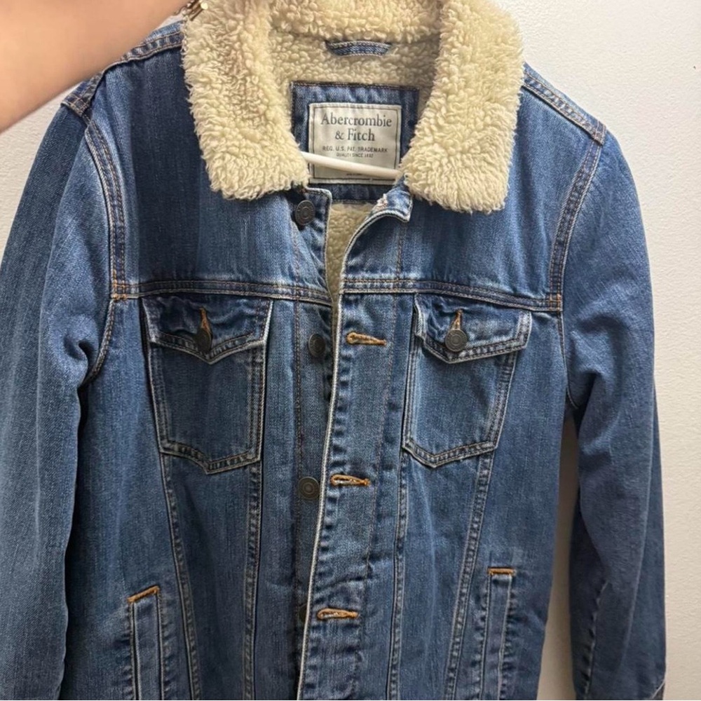 Abercrombie & Fitch Blue Denim Jacket with Cream Sherpa